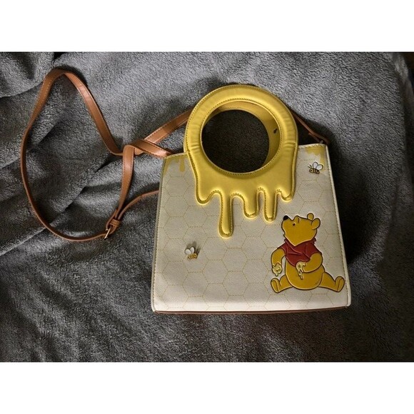 Disney  Winnie the Pooh dipping honey die cut handle crossbody purse bag NWOT main image 5